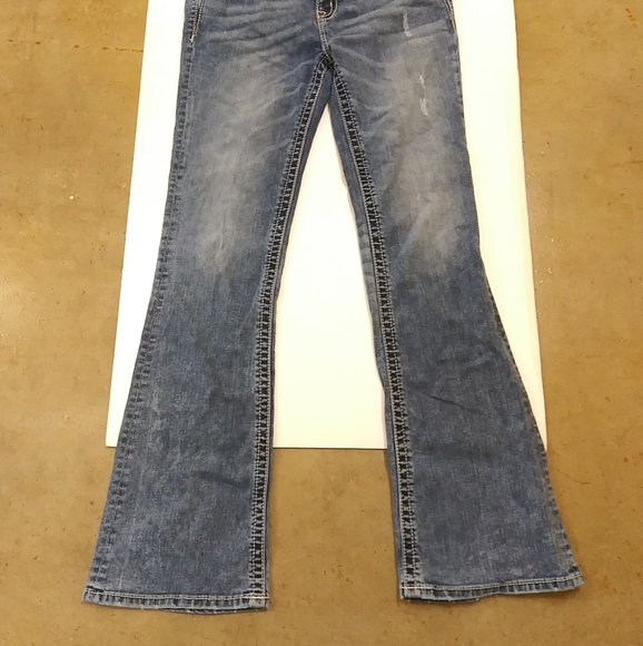 Miss Me Jeans Mid Rise Boot 29 Floral Pattern HTF! - Picture 3 of 9